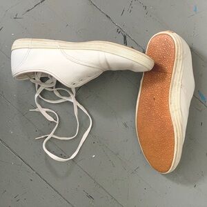 vintage 80s/90s off-white leather low lace-up sneakers
